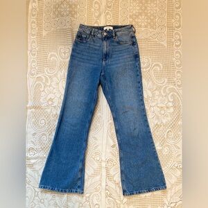 Dynamite “Hailey” Flared Jeans, Medium Wash, Y2K / Retro Vibes, Size 26